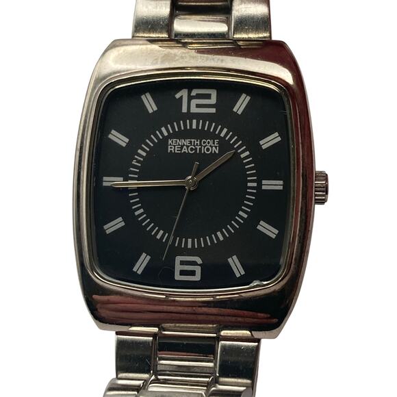 Kenneth Cole Reaction 20885 Men's Quartz Watch 36mm - New Battery - Wrist 7.25 - Picture 1 of 8